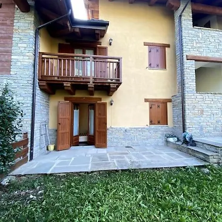 Incantevole Appartamento Con Giardino - Garage Privato E Free Wifi Oulx Exterior photo