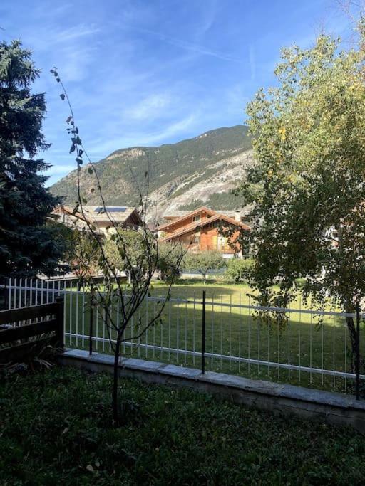 Incantevole Con Giardino - Garage Privato E Free Wifi Apartment